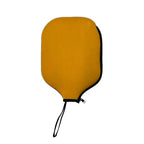 Housse de raquette de pickleball individuelle en néoprène jaune, protection compacte avec fermeture éclair et dragonne de transport.