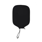 Housse de protection pour raquette de pickleball en néoprène noir, design sobre et compact avec fermeture éclair latérale et dragonne de transport.